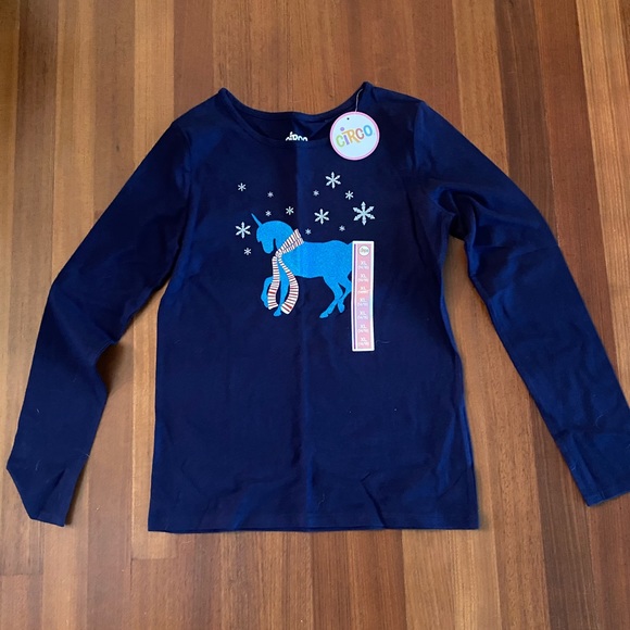 Closeout Bundle - 2 Girls Holiday T-shirt’s - Picture 3 of 5